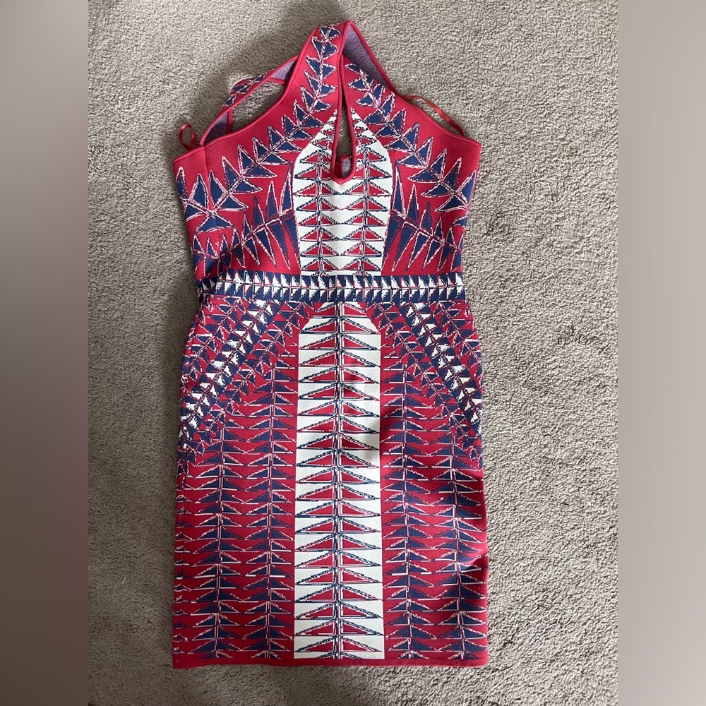 NWOT Never Worn BCBGMaxAzria multicolor bodycon cocktail dress Keyhole neckline